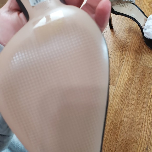 Schutz Aleah Leather Heels Sz 8 Pointed Toe Heel Black Rhinestone Chain NWOB - Picture 6 of 15